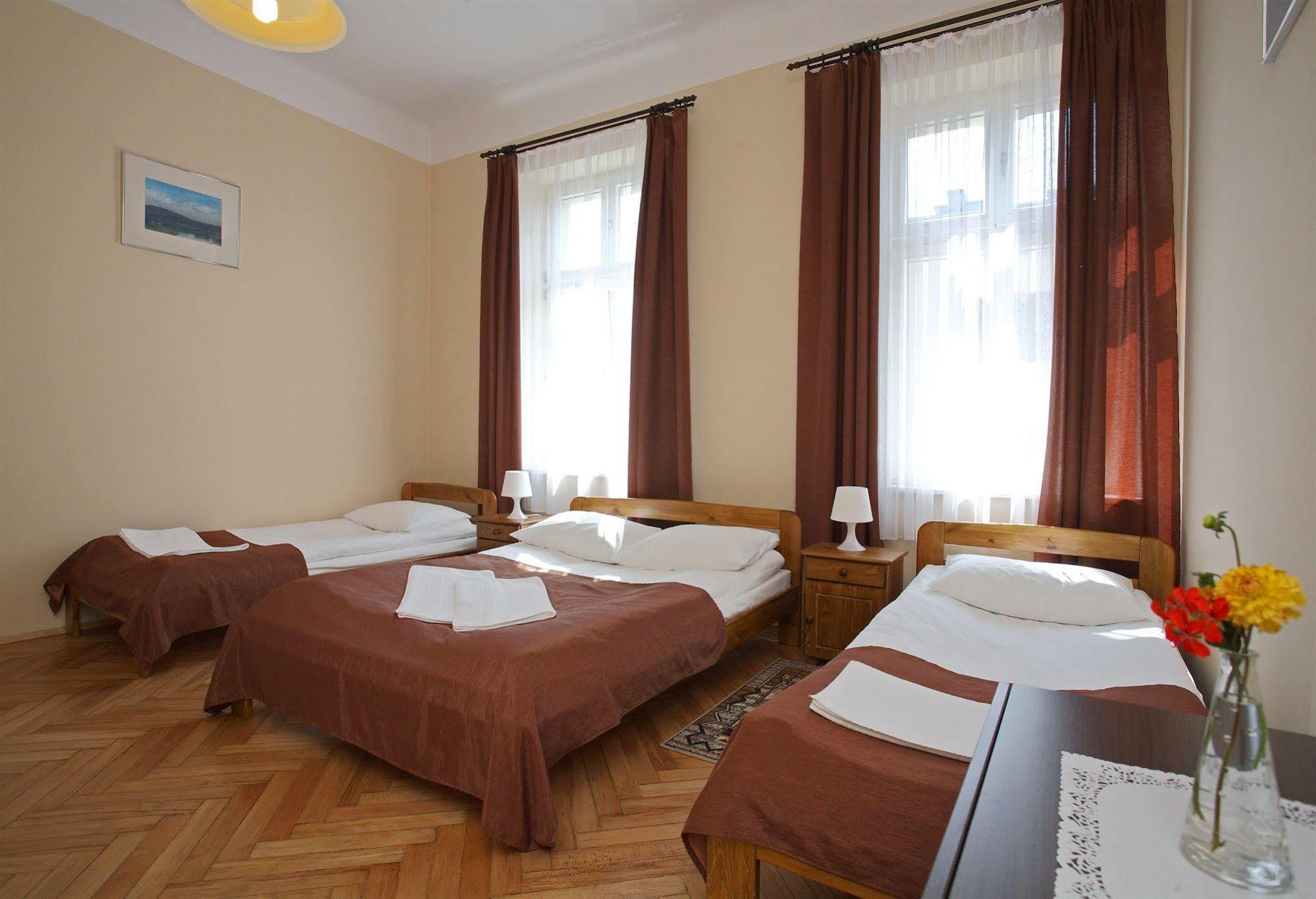 Enigma Hostel Kraków Exteriör bild